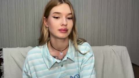 Lina online show from November 26, 3:51 am