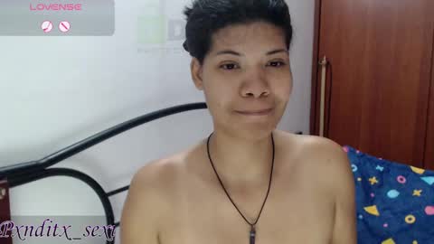 Snapshot of pxnditx_sexi chatting on December 22, 11:20 pm Abigail aby online show from December 22, 11:20 pm
