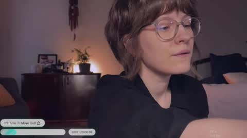    online show from December 4, 11:56 am