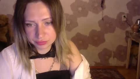 Queen Daenerys online show from September 13, 8:39 pm