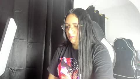 queen_findom1 online show from November 8, 8:47 pm