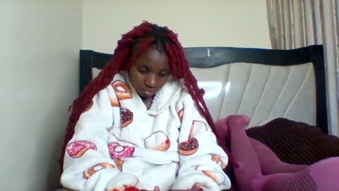 queen online show from February 25, 12:04 pm