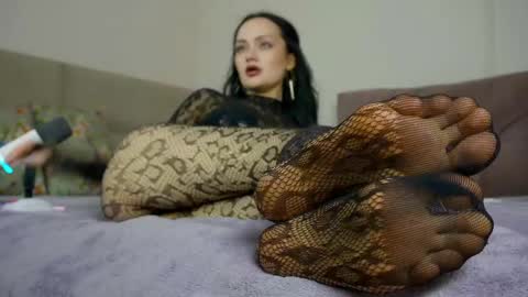 Your world and the universe Aliss online show from April 21, 6:42 am