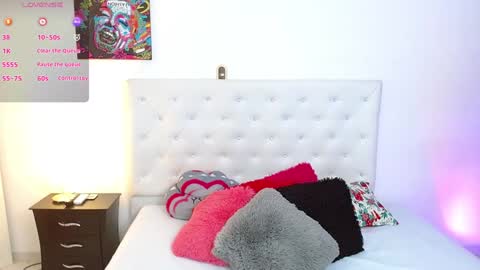 Maria Del Mar online show from December 12, 9:26 pm