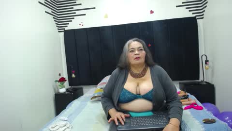 VickyBoobss online show from March 16, 7:29 pm
