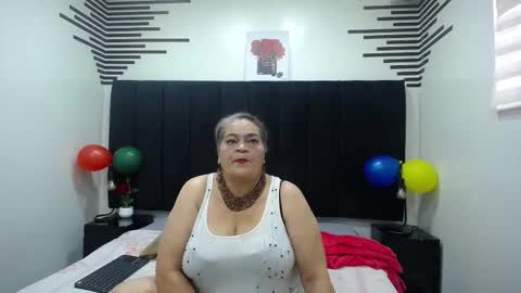 VickyBoobss online show from November 18, 1:12 pm