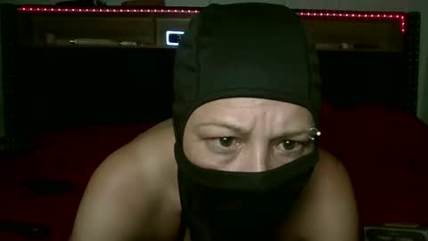 queenofmen33 online show from June 4, 9:58 am