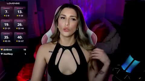 Snapshot of queenx_lexy chatting on January 15, 7:44 pm queenx_lexy online show from January 15, 7:44 pm