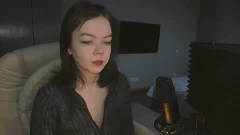 quietluxury online show from February 11, 1:45 pm