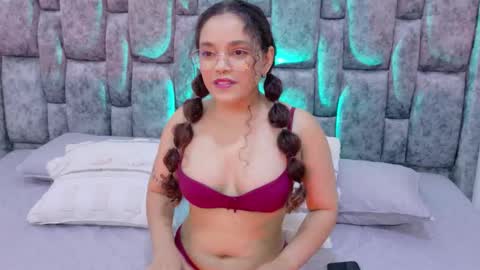 Luna online show from December 1, 8:22 pm