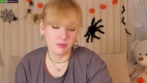 Snapshot of rachelcart chatting on October 21, 3:10 am RachelCart online show from October 21, 3:10 am