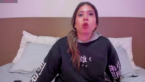 Rachell online show from April 14, 4:12 am