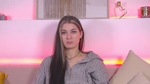 Snapshot of rachellsimpson chatting on February 3, 4:35 am RachellSimpson online show from February 3, 4:35 am