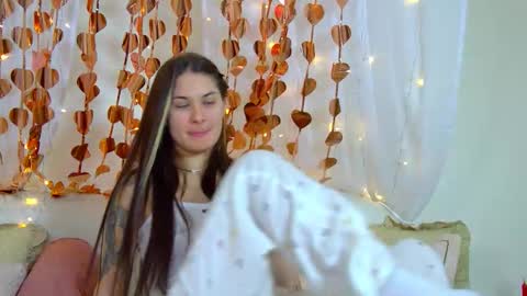 RachellSimpson online show from February 13, 6:42 pm