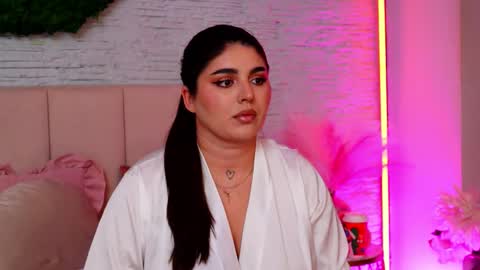 RachelSwaan online show from February 11, 7:32 am