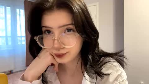 Riya online show from November 14, 10:04 am