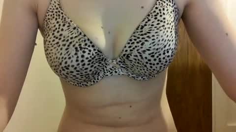 rahel_barbara online show from February 28, 3:15 am