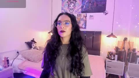 Raia online show from March 7, 3:35 am