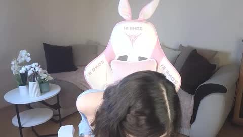 rainybella online show from November 1, 7:56 am