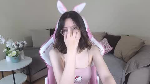 rainybella online show from November 19, 7:08 am