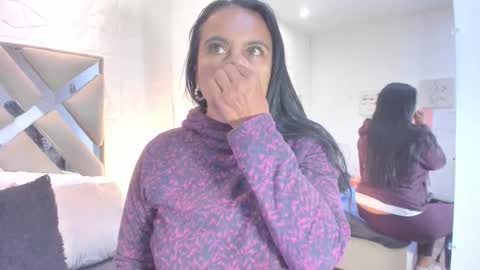 Raquel Moore  online show from March 26, 12:29 pm