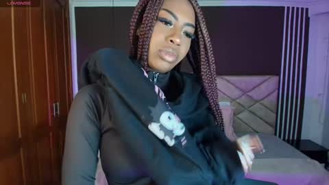 Raquel online show from February 15, 11:39 am