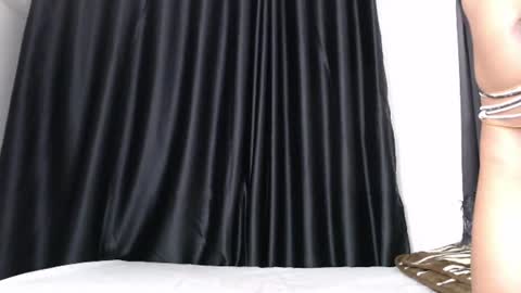 raunchy_regina online show from June 18, 8:36 pm