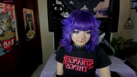 ravencollen online show from April 8, 11:40 pm