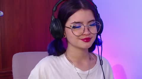 raventh_ online show from March 25, 11:46 am