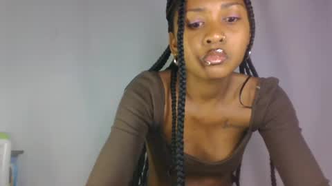 razafindrasoa online show from July 12, 12:44 am