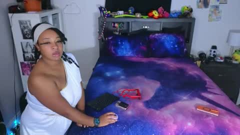 realgoddessdream online show from April 8, 10:56 pm