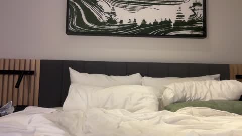 Jade  online show from December 10, 2:59 am