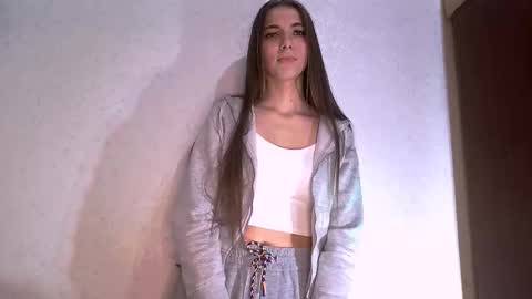 Amanda online show from December 1, 4:31 pm