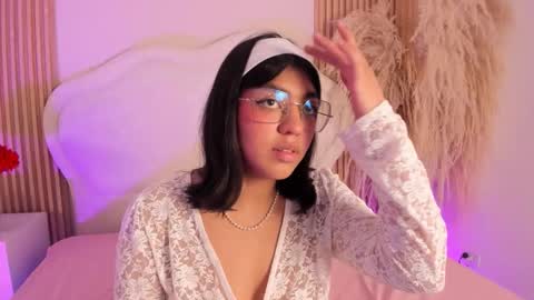 rebeca_taylor_ online show from February 20, 6:26 am