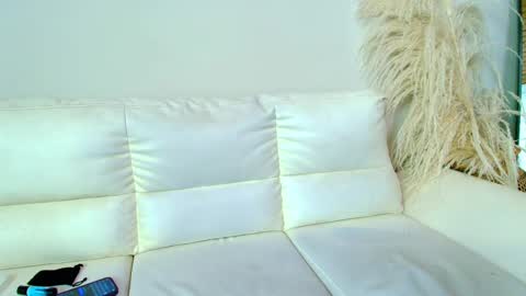 Rebeca Williams online show from February 24, 9:09 pm