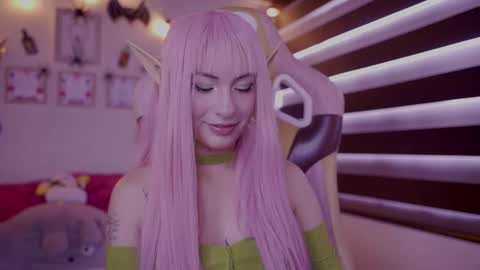 Snapshot of rebecah_1 chatting on October 9, 5:39 pm Rebeca online show from October 9, 5:39 pm