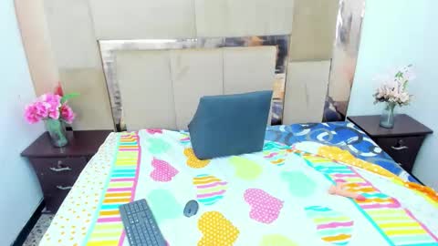 Rebeca... online show from December 20, 12:53 pm