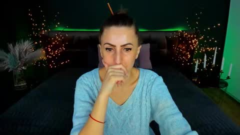 rebecca_diamonds online show from February 3, 6:33 am