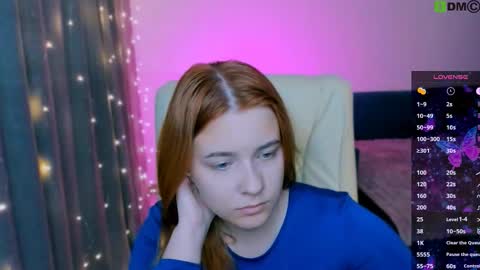 Snapshot of red__dizzy chatting on October 20, 2:53 pm red__dizzy online show from October 20, 2:53 pm
