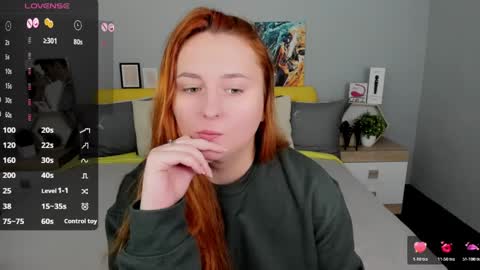 Lessy Fox online show from March 29, 5:34 pm