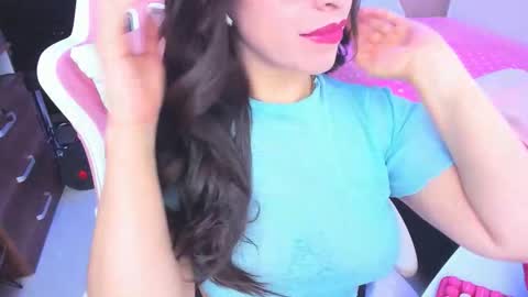 redski77 online show from November 21, 7:32 am