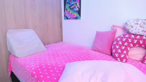 redski77 online show from October 4, 7:36 am