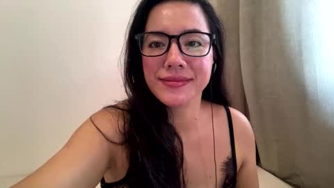 Reen online show from March 4, 3:22 am