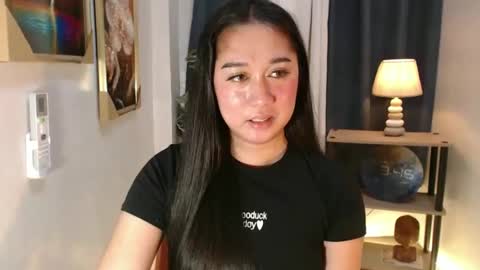 regine online show from February 28, 7:46 pm