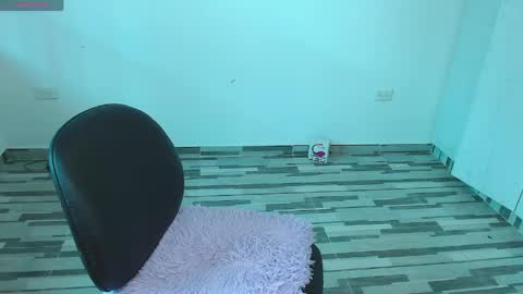 Catherin online show from April 23, 9:39 pm