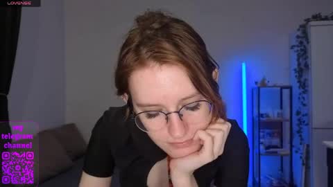 Claire online show from April 20, 6:44 pm