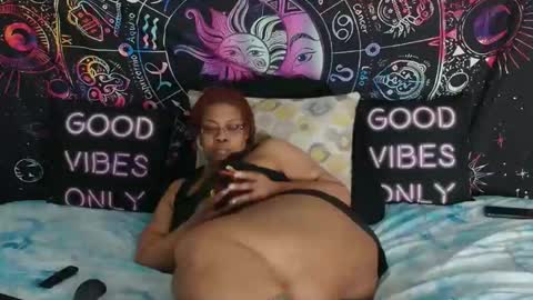 RenaeCumsAlot online show from April 18, 7:18 pm