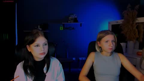 Snapshot of renata_sweety chatting on September 14, 8:23 am renata_sweety online show from September 14, 8:23 am