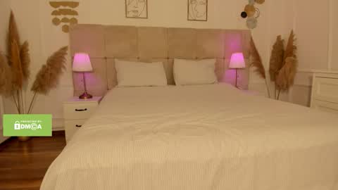 Rennatha online show from October 4, 9:37 am