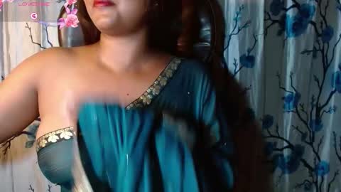 Riya online show from November 5, 9:09 pm